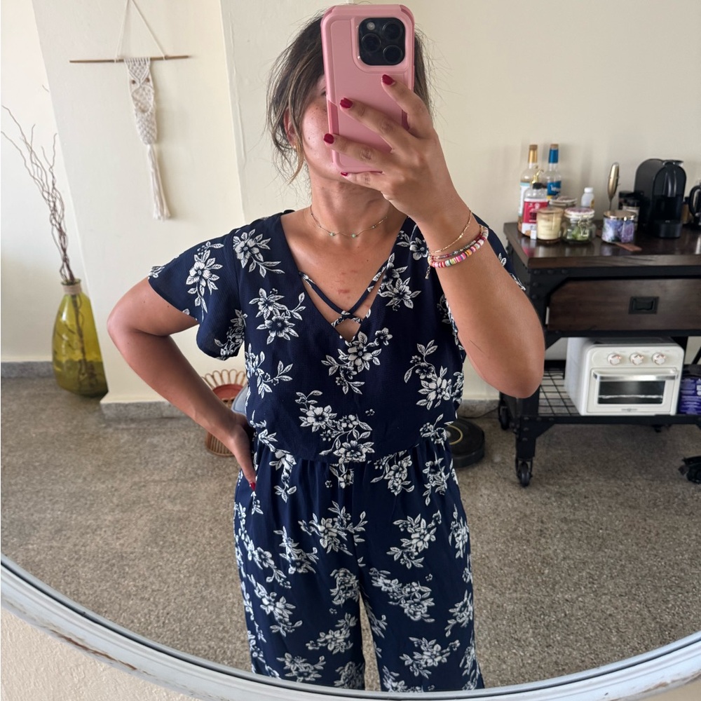 One Clothing Blue and White Floral Jumpsuit V-Neck Short Sleeves